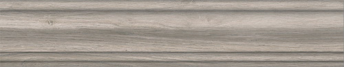 Керамический гранит KERAMA MARAZZI Плинтус Арсенале бежевый светлый  39,6x8x1,55